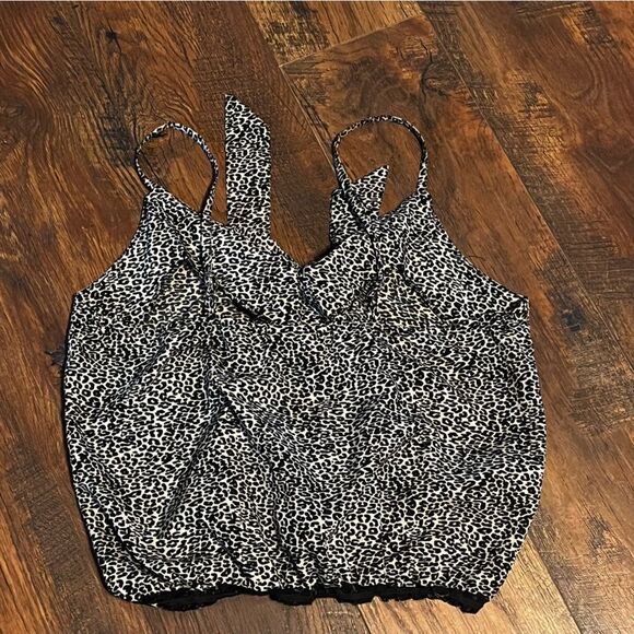 Daytrip Leopard Print bow tie front tank top size S - Picture 7 of 7